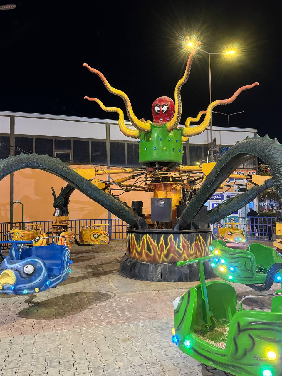 الأخطبوط الدوار